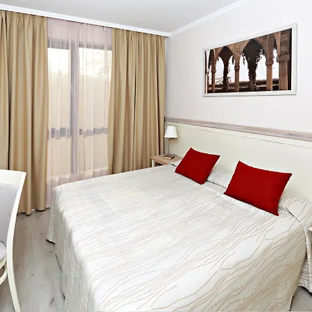 호텔 White Rock Castle & 발치크