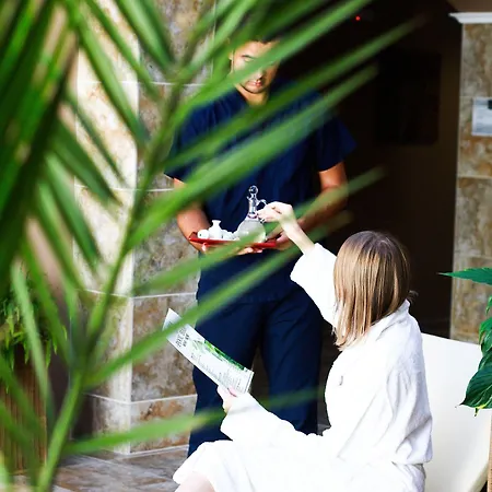 Hotel White Rock Castle & Wellness Club