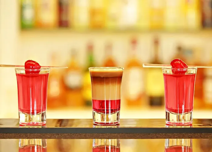 White Rock Castle & 호텔 3*