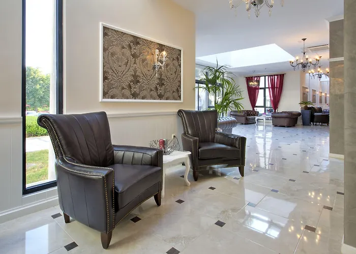 White Rock Castle & 호텔