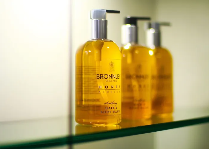 White Rock Castle & 호텔 발치크