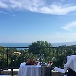 Otel White Rock Castle & Balçık