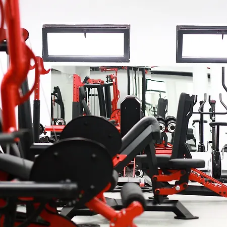White Rock Castle & Wellness Club 3* بالشيك