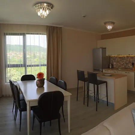 فندق White Rock Castle & 3*