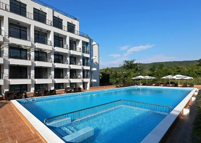 Hotel White Rock Castle & 3*