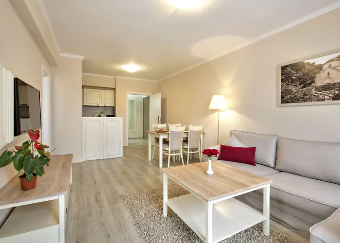 ホテル ホワイト ロック キャッスル スイート ＆ スパ